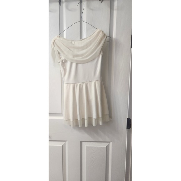 The Unbranded Brand Dresses & Skirts - competition figure skating dress pre-owned excellent condition xs teen